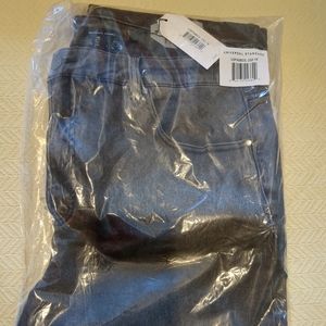 Universal Standard Donna Curve Jeans - Sz 16 - 27" inseam - washed black - NWT